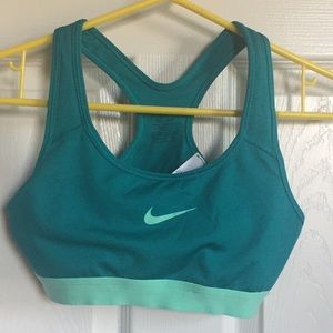 Nike sports bra in teal